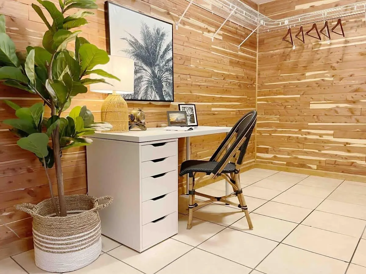 Coastal Oasis W Pool Near Beach And Downtown! Savannah 0*,  United States