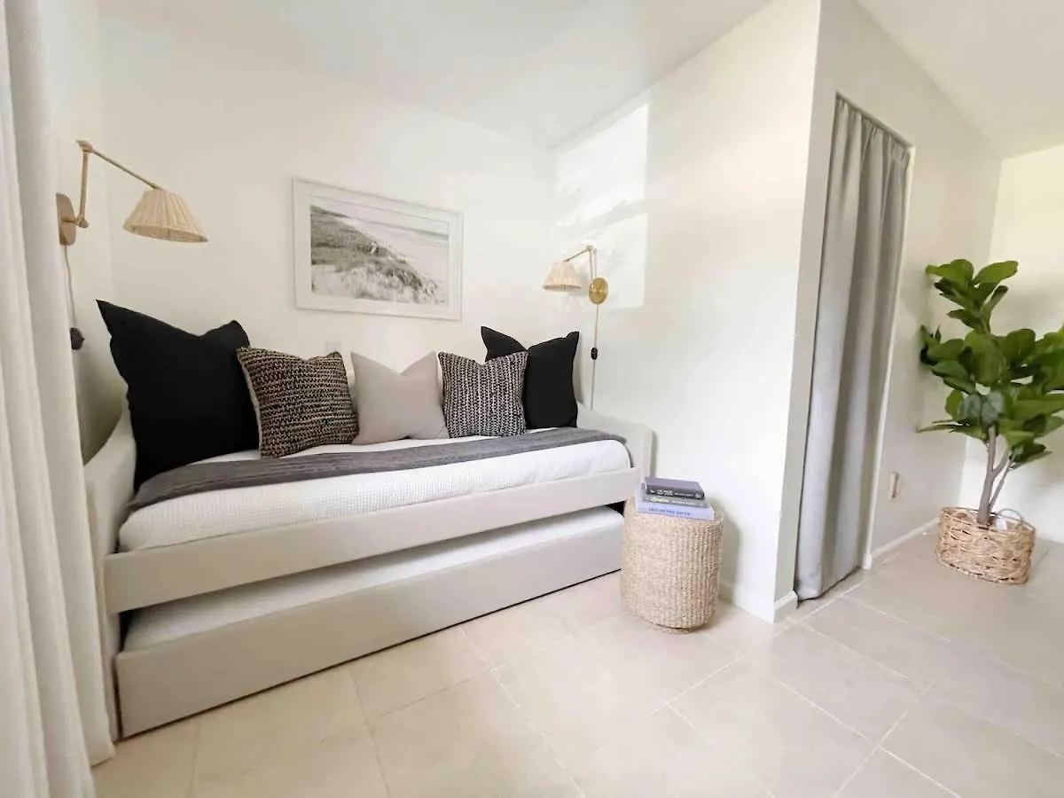 Coastal Oasis W Pool Near Beach And Downtown! Savannah