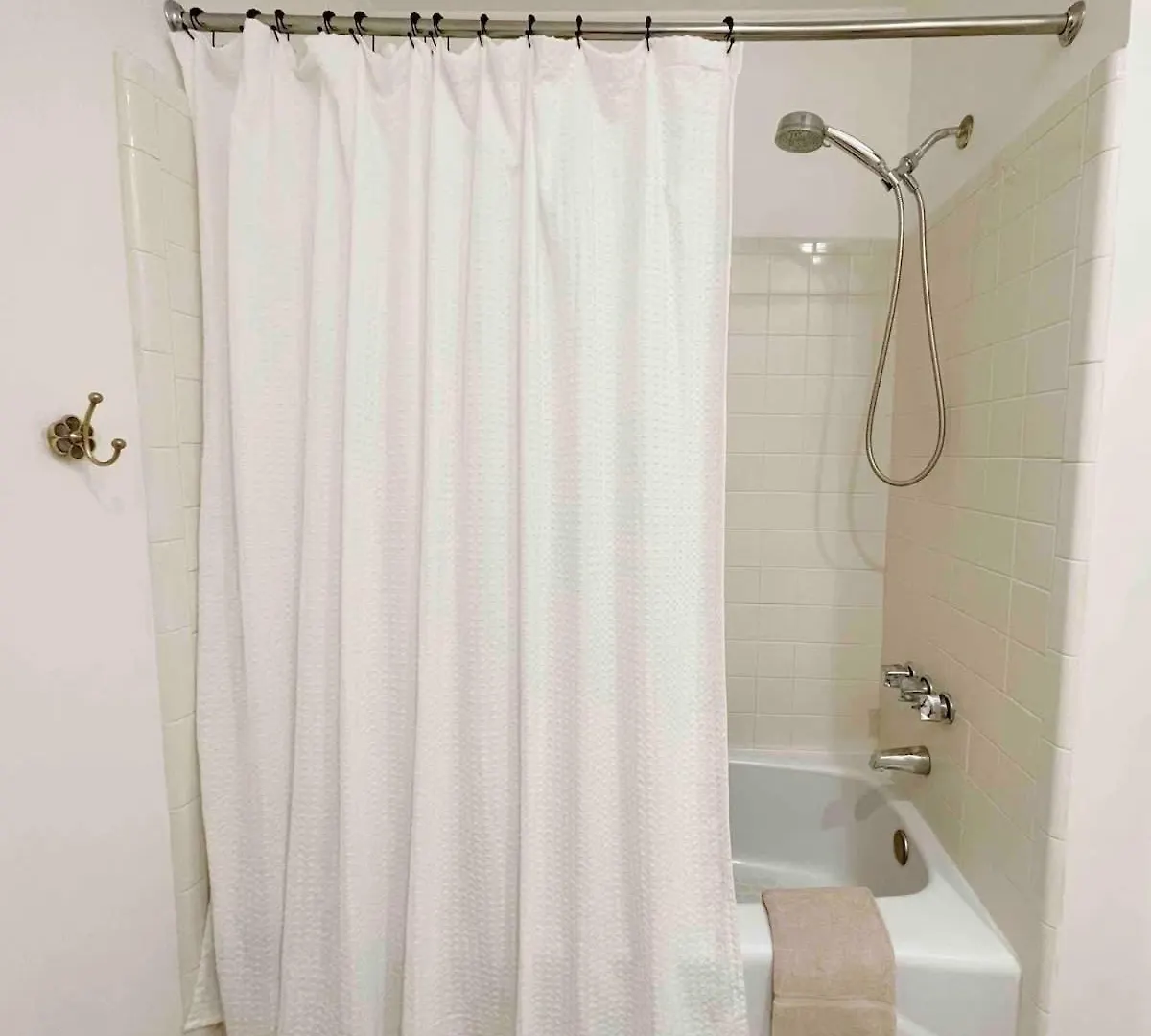 Holiday home Coastal Oasis W Pool Near Beach And Downtown! Savannah