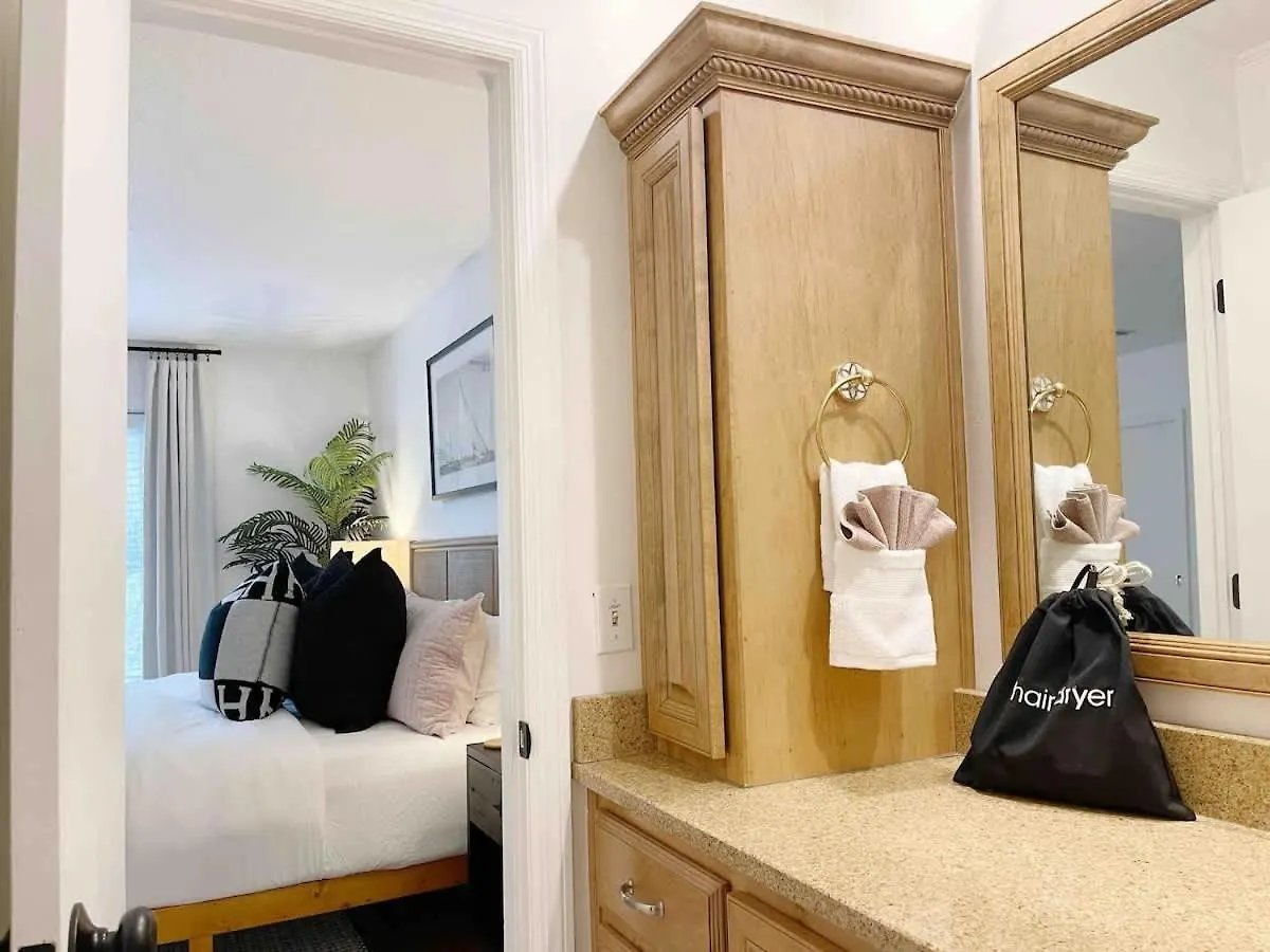 Coastal Oasis W Pool Near Beach And Downtown! Savannah 0*,  United States