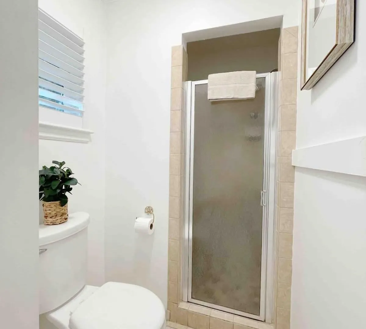 Coastal Oasis W Pool Near Beach And Downtown! Savannah 0*,  United States